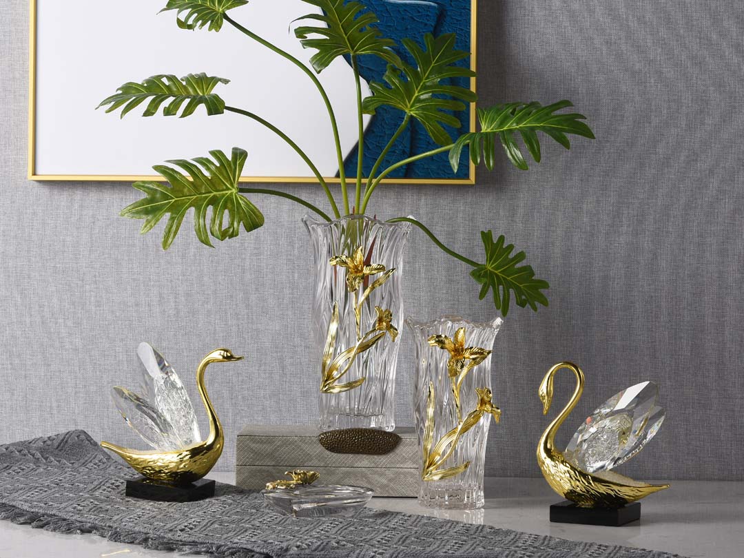 Golden Swan Decor Skulptur med Mesh Crystal